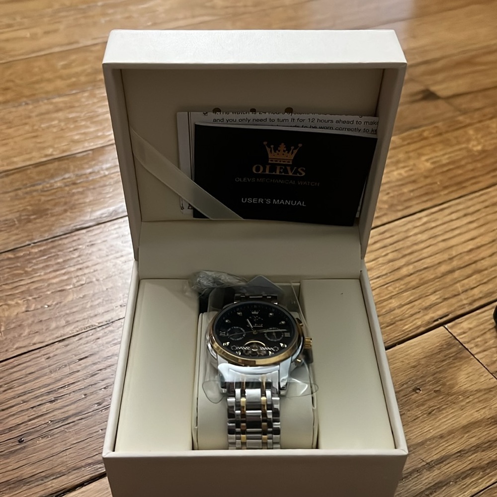 Olevs Watch - Picture 8 of 11